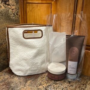 3-pc Set “COCO SHEA RICH MOISTURE” by BBW, Body Wash & Butter + Gift Bag, NWTag